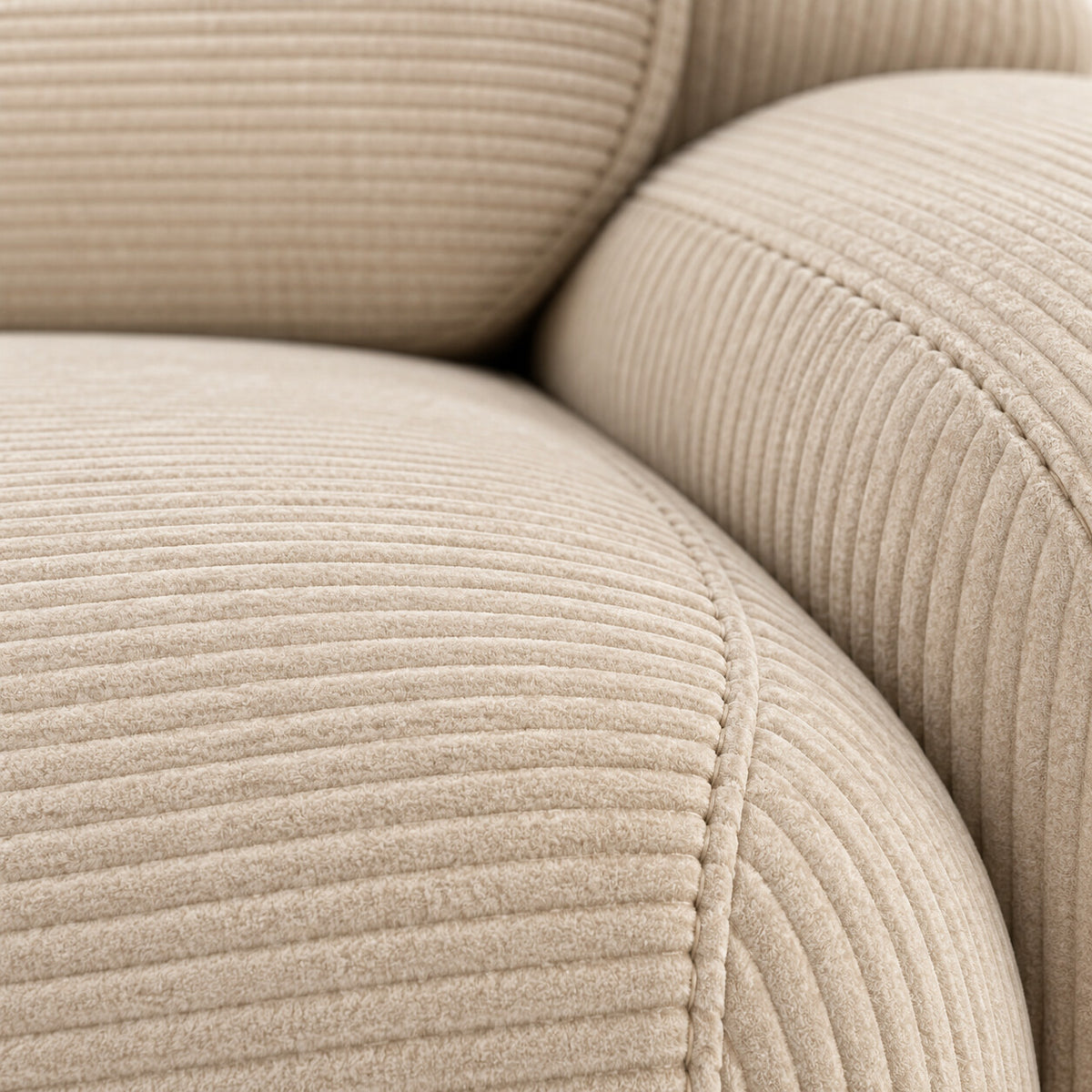 Canapé Grenade 3 places en velours côtelé beige, détail du tissu
